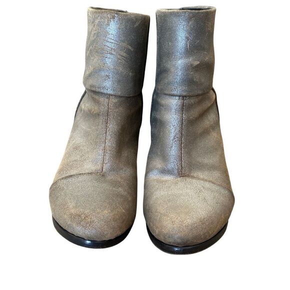 rag & bone Classic Newbury Bootie in Metal Taupe Euro Size 36.5 US Size 6.5 - Picture 3 of 10